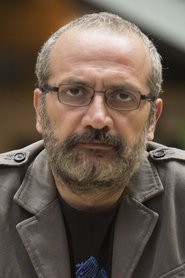 Ulaş Tosun portrait