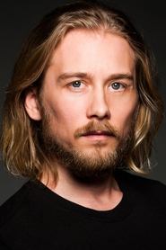 Lou Taylor Pucci portrait