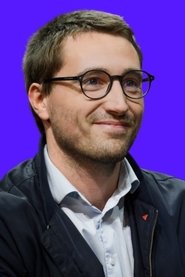 Antoine Léaument portrait