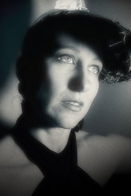 Sara Lynch portrait