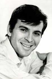 Stuart Damon portrait