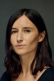 Chloe Domont portrait