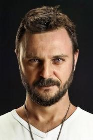 Ogün Kaptanoğlu portrait