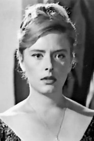 Efi Oikonomou portrait