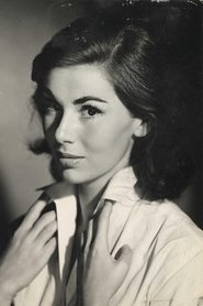 Madeleine Fischer portrait