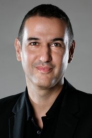 Roberto Santiago portrait