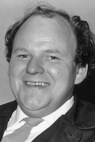 Roy Kinnear portrait