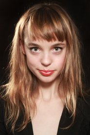 Em Haine portrait