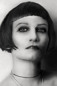 Mona Mur portrait