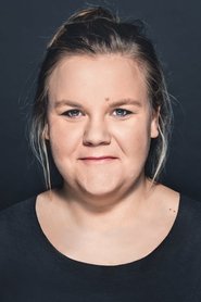 Julia Graefner portrait