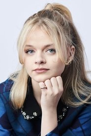 Kylie Rogers portrait