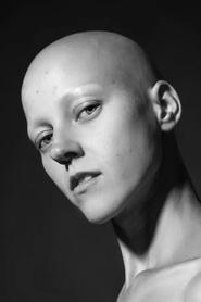 Dora Kápolnai-Schvab portrait