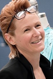 Amy Bond portrait