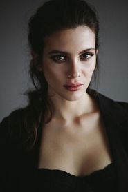 Ava Brackers portrait