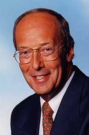 Fred Dinenage portrait