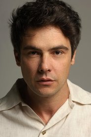 Sérgio Guizé portrait