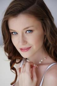 Tania Fox portrait