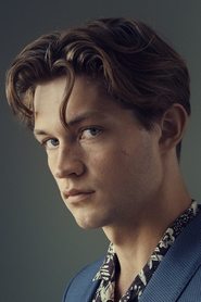 Damian Hardung portrait