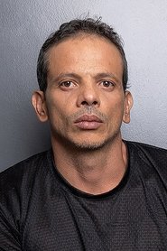 Enio Cavalcante portrait