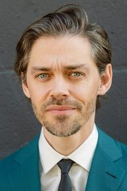 Tom Payne portrait