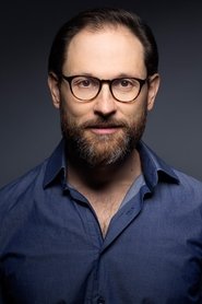 Yalin Ozucelik portrait