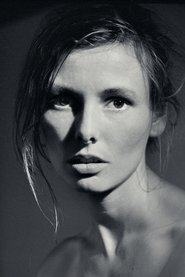 Lyn Thibault portrait