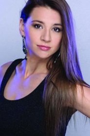 Laura Azcurra portrait