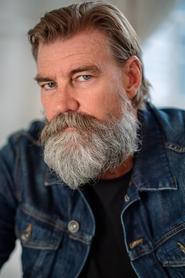 Steve Morris portrait