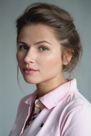 Yuliya Topolnitskaya portrait