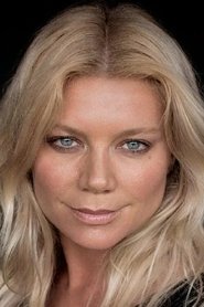 Peta Wilson portrait