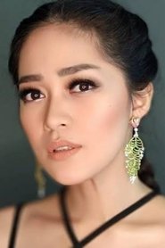 Gracia Indri portrait