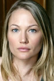 Sarah Wynter portrait