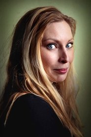 Roos van Acker portrait