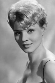 Tania Velia portrait