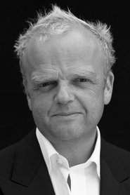 Toby Jones portrait