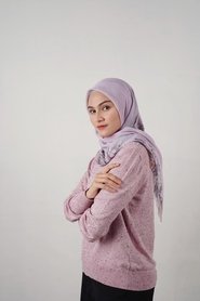 Zee Zee Shahab portrait