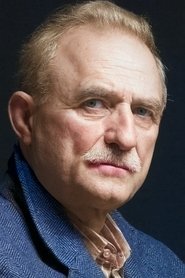 Lazar Ristovski portrait
