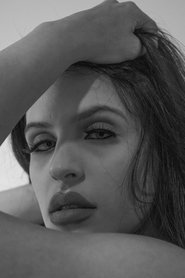 Kênia Souza portrait
