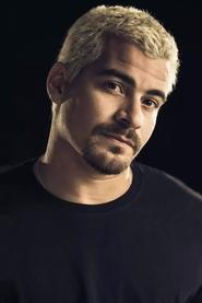 Thiago Martins portrait