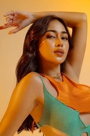 Elle Villanueva portrait