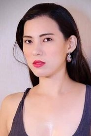 Mia Aquino portrait