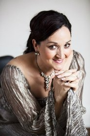 Katarina Karnéus portrait