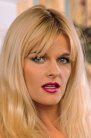 Lisa Belle portrait