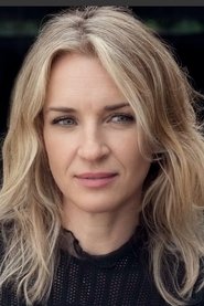 Ever Carradine portrait