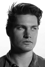 Harrison Sheehan portrait