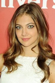 Mia Serafino portrait