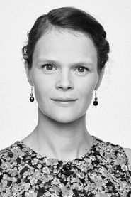 Eva Eensaar portrait