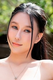 凌薇 portrait