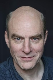 Simon Kunz portrait