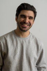 Evan Sellas portrait